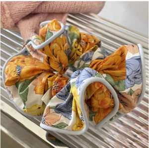 Ikat Rambut Scrunchie Bunga Wanita Kunciran Besar Cepol Jumbo Aksesoris Rambut Hello Girl KCR12