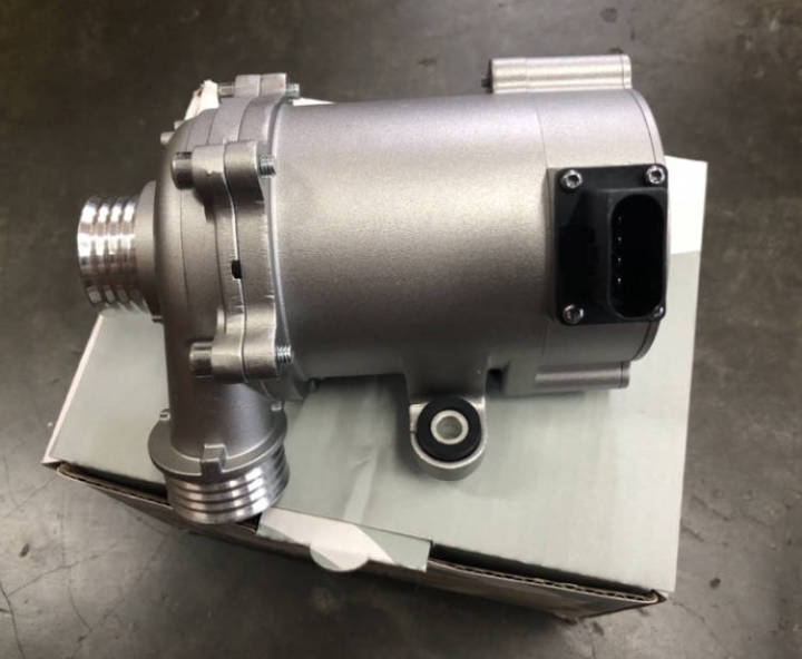 BMW F10 520i 528i F30 320i 328i N20 turbo electric water pump | Lazada