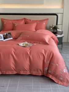 Upscale 100% 100% Cotton Solid Color Bed Cover Four-Piece Set 100% Cotton Embroidered Floral Quilted Thickened Bed Sheet Duvet Cover Four Seasons Bedding LZD