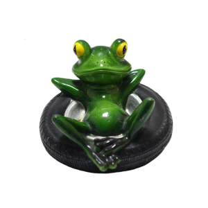 Floating Frogs on Tire Statue Weather Resistant Resins Miniature Frogs Sculpture Ornament For Garden Pond Decoration