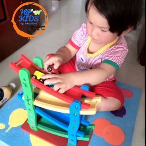 Cầu trượt 4 tầng bằng gỗ tặng kèm 4 xe ô tô