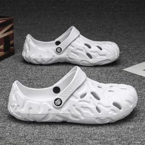 Free Shipping MenS New Summer Office Non-Slip Beach Sandals MenS Driving Clogs With A Closed-Toe Design MenS Driving Clogs With A Closed-Toe Design