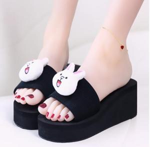 MANXIXI แบรนด์ที่สวยงามรองเท้าแตะแบน 2.36 นิ้วรองเท้าแตะลิ่มเจี๊ยบกระต่ายหมีฝังยาง แต่เพียงผู้เดียวที่มีความทนทานสีดำรองเท้าสำหรับผู้หญิง (34-39 ขนาด)