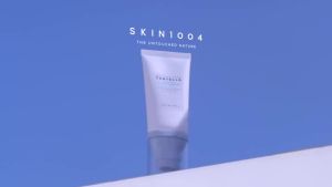 Skin1004 Cenla Asiatica Watery Sunscreen Essence 50ml SPF50+PA++++ gentle and nourishing waterproof and sweatproof