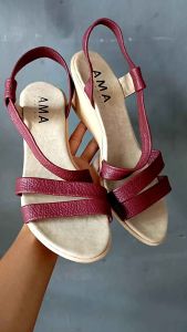 Sandal Wedges Wanita Bahan Kulit Sapi Bukan Imitasi