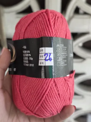 (พร้อมส่งในไทย🇹🇭) ไหมพรมสีล้วน 4 ply ไหมถักโครเชต์ นิตติ้ง ไหมนุ่ม 50g
