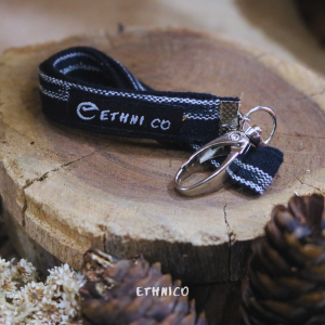Gantungan Kunci Tenun Ikat Etnik Keychain