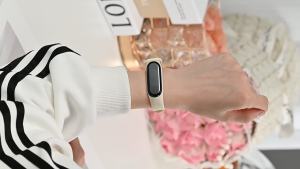 New M8 Sports Pedometer Smart Bracelet   Mens Watch Female High-Looking Junior High School Student Smart Watch [ Free Shipping ]