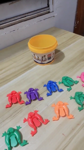 Cute Spring Jumping Frogs Easter Goodie Bag Stuffings Interactive Battle Game Family Activity for Parent-Children 24Pcs