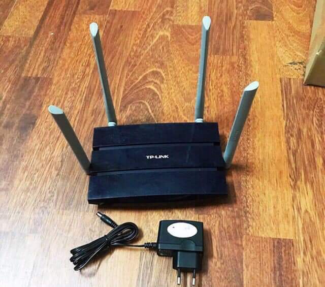 Bộ Phát WiFi 4 Râu Tplink TL-WDR3320 XUYÊN TƯỜNG, Bảo hành 12 tháng