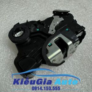 Ổ khóa ngậm cánh cửa Toyota Vios 2008-2013 6904006110