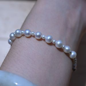 Vintage Rhythm Pearl Bracelet - A Unique Handwoven Blend of Pearl Sizes