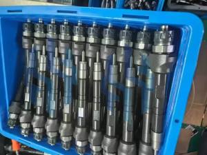 0445120577 Diesel injectors for WP12 WP13 6DM3 6DM2 10.5L-13L CRS2.0 CRS3.0 common rail injector tool