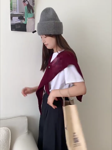 Multi Purpose Scarf Shawl Sleeveless Design Soft Polyester Fabric Faux Collar Womens Daily Wear Neck Guard Scarf