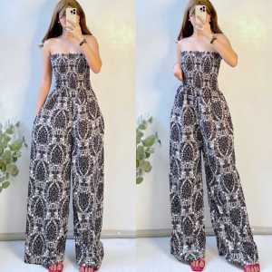 Sunny&Co Crepe Fabric Fashion Casual Women Two Pockets Smocking Jumpsuit Overall