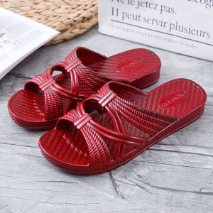 Free Shipping Spring And Summer Casual And Comfortable Outdoor Sandals For Middle-Aged And Elderly Women Everyday Indoor PVC Flat-Soled Oil-Treated Slippers
