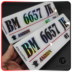 (1 SET) Plat Nomor Putih Hologram Sepeda Motor Baut