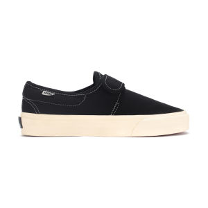 ERONS - SLIP ON TATIA OG BLACK WHITE | SLIP ON DENGAN PEREKAT WARNA HITAM