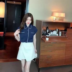 Ammin thời trang phong cách Hàn Quốc Thanh Lịch Cảm Giác Cao Giải Trí Comqmute Áo sơ mi xanh lam Cho Phụ Nữ Mùa Hè 2024 Phong Cách Đa Năng màu tương phản Ren Giản Dị Voan Áo ngắn tay