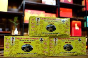 3 Trà Cung Đình túi lọc  ( ĐẶC SẢN HUẾ  loại đặc biệt 3 hộp x 30 túi )