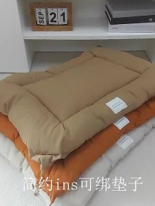 [DANDELION]Mat Warm bedding for cats and dogs in autumn and winter Thickened bundlable soft carpet for sleeping in platform cages