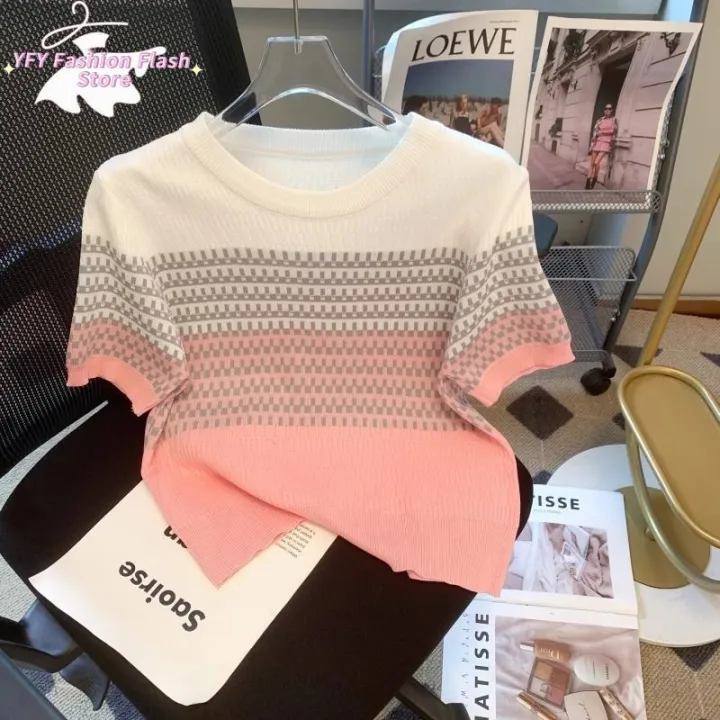 Ice%20Silk%20Top%20Women's%20Fashion%20Color%20Blocked%20Thin%20Knit%20Sweater%20for%20Commuting%20-%20Image%205