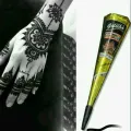 Bút vẽ henna màu đen. 