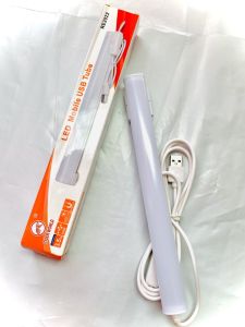 หลอดไฟLED มีสวิทซ์เปิด-ปิด (แสงขาว)มีสายเสียบUSB เสียบคอมพิวเตอร์ RE2040 กำลังไฟ 7วัตต์