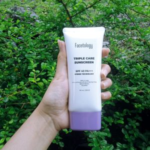 FACETOLOGY - TRIPLE CARE SUNSCREEN ( 100 ml ) - Triple Care Sunscreen Hybrid Technology SPF 40 PA+++ UVA UVB Blue Light