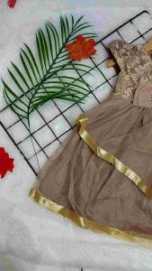 Pakaian Anak: Dress Brokat Glitter & Tile untuk Acara Formal