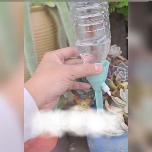 ระบบน้ำหยดอัตโนมัติสำหรับต้นไม้/ใช้ในบ้านแบบขี้เกียจ อุปกรณ์รดน้ำแบบซึมช้าสำหรับต้นไม้ที่เคลื่อนที่