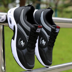 Sepatu Sneakers Pria Dewasa / Sepatu Sport Pria Model Apollo