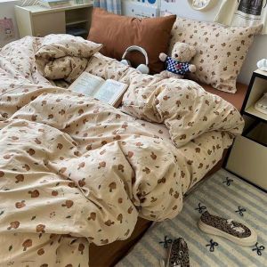 French Retro Leopard Print Washed Cotton Feel Four-Piece Set Single and Double Bedding Student Duvet Cover Three-Piece Set Bed Sheet LZD