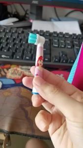 Oral B Children Electric Toothbrush 2 Mins Smart Timer AA Battery Powered Rotary Clean Tooth Brush