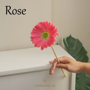 Bunga Daisy Gerbera Artificial High Quality/Bunga Palsu Real Touch untuk Dekorasi Hantaran Wisuda Fotoprops