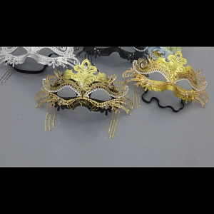 Eye Catching Rhinestones Embellished Half Face Cover Practical Plastic Metal Party Role Play Accessory