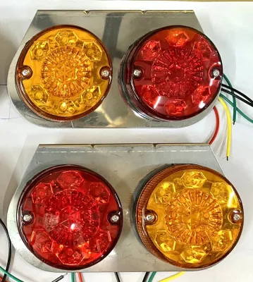 ไฟราวข้าง รถบรรทุก แป้นสเตนเลส LED มีไฟ 12v และ 24v (ราคาต่อ 1 แป้น)