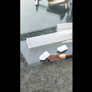 Heavy Duty Cutting Tool Diamond Tip Anti Slip Metal Handle Steel Blade Oil Feed Glass Cutter