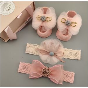Little One - Hampers Set kaos kaki dan bandana bayi box cantik cocok untuk kado