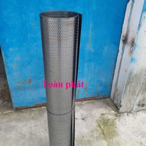 Tấm tôn dầu đục lỗ lưới ruồi lỗ 46 810 li ( Tấm 1mx2m x dày 4.5 zem )