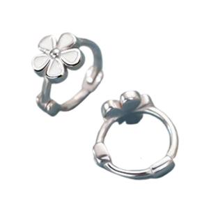 ตุ้มหูดอกไม้ต่างหูรูปดอกเดซี่อัลลอยสำหรับผู้หญิงสไตล์ญี่ปุ่นเหมาะสำหรับชุดประจำวันและโอกาสพิเศษ