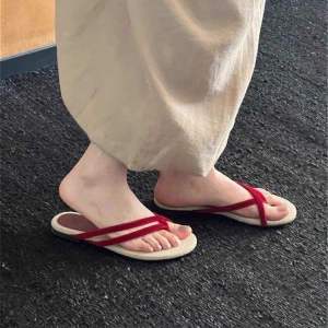 [Free Shipping]  2026 New Herringbone Style Summer Outdoor Fashion Flat Non-Slip Flip-Flop Beach Sandals For Women With Thick Soles