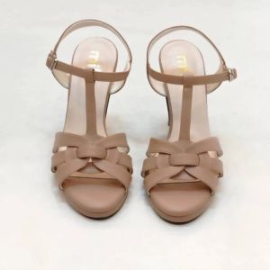 รองเท้าส้นสูง 4 นิ้ว หนังนิ่มมากไม่บาดเท้า เสริมด้านหน้า ใส่เดินสบายไม่เมื่อย งานฝีมือคนไทย