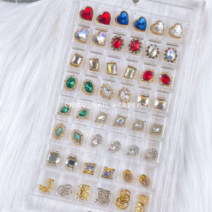 Set4 ชุดเซทเพชรติดเล็บ 48 ชิ้น คละแบบ คละสี สำหรับตกแต่งเล็บ/เคส/งาน DIY