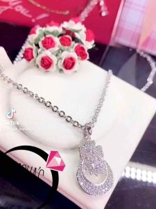 dây chuyền cao cấp sang trọng rực rỡ