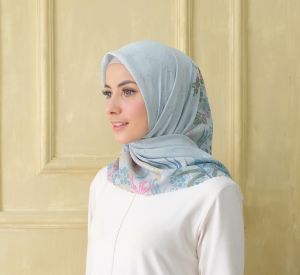 Mevrouw Hijab FLORA 110x110 Ultrafine Lasercut