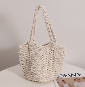 Tas tangan anyaman mode retro / tas anyaman berongga gaya Korea / tas tangan kasual all-match kapasitas besar / tas satu bahu mode
