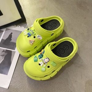 [Free Shipping] Summer outdoor slippers closed-toe womens sandals Buzz Lightyear DIY clogs thick-soled flat shoes