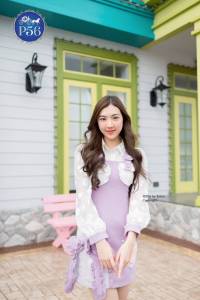 งานป้าย P56 Brandการันตีเสื้อผ้าแบรนด์แท้ เดรสเอี๊ยมมาคู่กับเสื้อตัวในเย็บติดกับชุด ลายผ้าแขนหัวใจสวยๆ เดรสสีม่วงพาสเทลละมุน