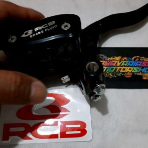 HANDLE MASTER REM RCB OVAL DAN RCB KOTAK KANAN ORIGINAL RACING BOY UNIVERSAL RX KING/ XMAX/ NMAX/ AEROX/ MIO/ BEAT/ SONIC/ VARIO/ SCOOPY/ LEXI/ FINO/ VIXION/ SATRIA FU/ PCX/ ADV 150 160/ SONIC/ NINJA 150 R RR SS/ XEON/ SUPRA DLL